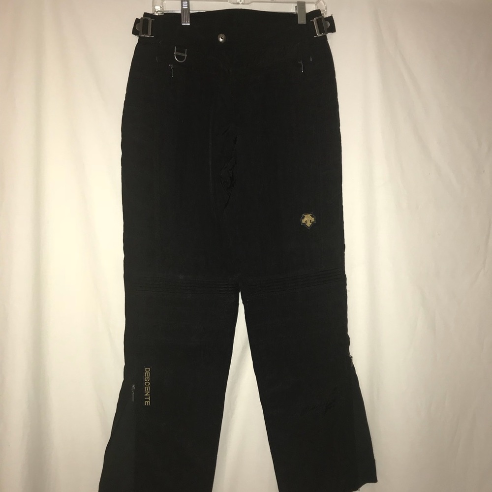 Descente Black Ski or snowboarding pants